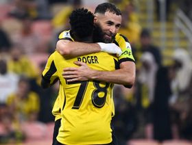 شاهد.. كريم بنزيما يسجل هدفاً مذهلاً ويعيد توازن الاتحاد في أبطال آسيا