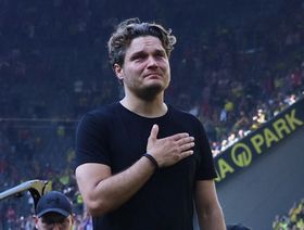 ترزيتش باكياً: كنا نريد اللقب.. ما جرى لدورتموند غير عادل