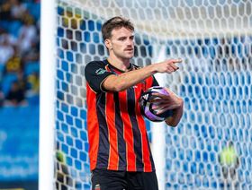 لياندرو أنتونيس مهاجم الرياض يتفوّق على نجوم الاتحاد