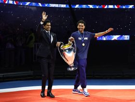 باريس سان جيرمان يوجه التهنئة لـ"الشعلة" و"المدرب ريجان"