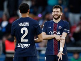 قلق في باريس بعد خروج أشرف حكيمي مصاباً قبل مباراة بايرن