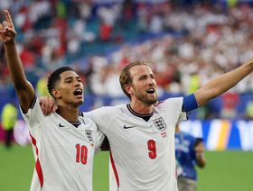 هاري كين يتهم الإعلام الإنجليزي بمحاولة زرع الفتنة داخل المنتخب