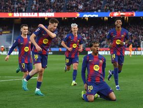 "عرض مغرٍ" من الدوري السعودي للاعب وسط برشلونة