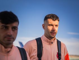 ضباب كثيف يؤخر رحلة برشلونة إلى إشبيلية لمواجهة ريال بيتيس