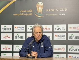 جيسوس منبهر بأداء 4 لاعبين في مباراة الهلال والطائي