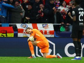 حارس توتنهام يكسر صمته: من حلم إلى كابوس.. ثم حلم مجدداً