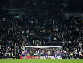 تحسباً للهبوط.. توتنهام يغيّر موعد شراء تذاكر الموسم الجديد