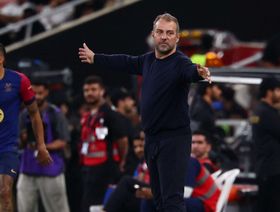 هانزي فليك: فخور بهزيمة ريال مدريد بـ 10 لاعبين