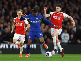 رايس يساند مادويكي بمواجهة جمهور أرسنال الغاضب من الصفقة