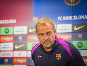 فليك يردّ على هنري: الضغط على الخصم بالغ الأهمية لبرشلونة