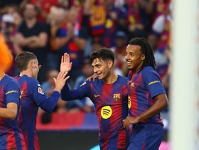 ليس يامال أو رافينيا.. كوندي يكشف عن لاعبه المفضل في برشلونة