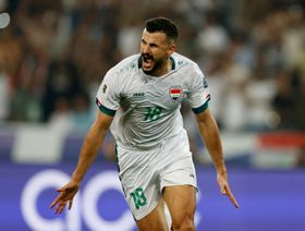 أيمن حسين.. رجل المواعيد الكبرى يستهدف إنجاز "راضي" وتمثالاً في العراق