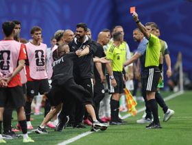 تقرير: تغريم مدرب حراس مصر 2.3 مليون جنيه بسبب الطرد