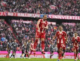 شاهد.. ثنائية جديدة من كين تقود بايرن لعبور آينتراخت فرانكفورت