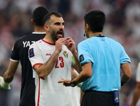 كأس آسيا.. حدّاد غاضب من "طريقة التعامل" مع الجمهور الأردني
