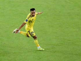 غريب يحدد شرطاً وحيداً لتجديد عقده مع النصر