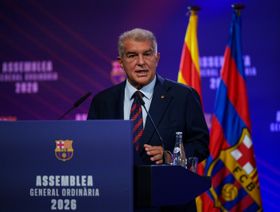 لابورتا يطالب أعضاء برشلونة بإقرار قرض بمئات الملايين.. وينتقد ريال مدريد
