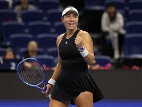 بيغولا تواجه نوسكوفا في نصف نهائي بطولة الصين المفتوحة للتنس