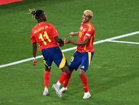 إسبانيا تواصل التلاعب بفرنسا وديشان