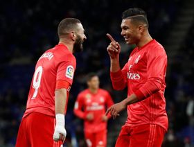 كيف رد كاسيميرو على تكهنات اللعب مع بنزيما في الاتحاد السعودي؟