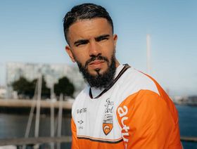 إعارة المغربي عمران لوزا إلى لوريان من واتفورد  