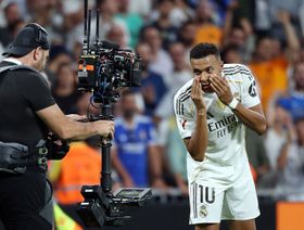 تشابي يكشف موقف المصابين مبابي وماستانتونو ويتخوف من التوقف الدولي