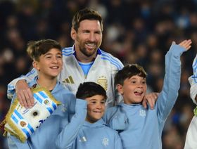 ليونيل ميسي لا يستبعد غيابه عن كأس العالم 2026 مع الأرجنتين