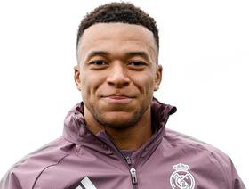 أربيلوا يؤكد جاهزية مبابي ويتذكّر كريستيانو بسبب عشاء لاعبي ريال مدريد