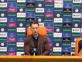 سبب انضباطي.. يايسله يفسّر غياب نجم الأهلي عن انطلاقة الدوري السعودي