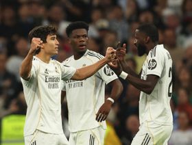 الإصابة قد تحرم ريال مدريد من لاعب أساسي أمام أتلتيكو في كأس السوبر الإسباني