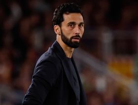 رغم الأزمات.. أربيلوا يواصل "حماية" مبابي ولاعبي ريال مدريد