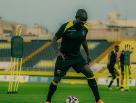 مفاجأة.. ناديان إنجليزيان يدخلان سباق التعاقد مع نغولو كانتي