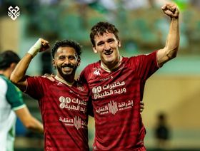 شاهد.. الخلود يصعق الأهلي في الدقائق الأخيرة ويلحق به الهزيمة الأولى