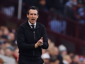 لماذا رفض أوناي إيمري مصافحة أرتيتا بعد الخسارة من أرسنال؟