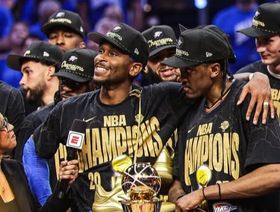 بعد التتويج بالـNBA.. شاي جيلجيوس يلحق بـ"العظماء الثلاثة"
