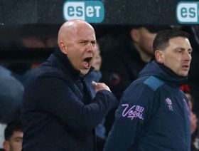 سلوت يلقي باللوم على جدول ليفربول المزدحم بعد السقوط أمام بورنموث