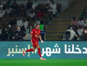 شاهد.. القادسية يتقدم على الأهلي في شوط أول مثير بكأس الملك