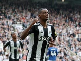 ترقب في الهلال.. إيزاك يقترب من حسم مستقبله