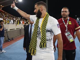 سحر بنزيما يُمتع جمهور الاتحاد في مباراته الأولى