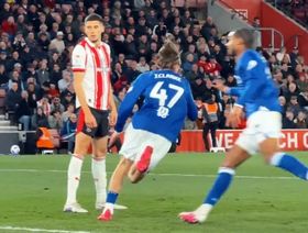 إبسويتش يقترب من التأهل للدوري الإنجليزي بتعادل قاتل مع ساوثهامبتون