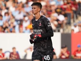 ميلان يرفض "عرضاً سعودياً" لضم حارسه الشاب