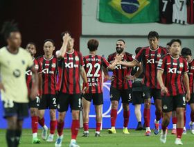 شاهد.. يزن العرب يسجل هدفاً رائعاً في مرمى برشلونة