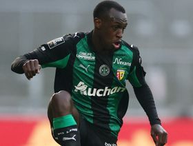 تعرف على موعد التحاق سعود عبد الحميد بمعسكر المنتخب السعودي