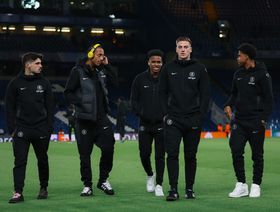 إستيفاو وغارناتشو في تشكيلة تشيلسي الأساسية أمام برشلونة