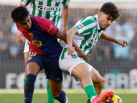 برشلونة يرسم خارطة صفقات الصيف.. ما موقف الزلزولي وكانسيلو؟