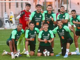 التشكيلة المتوقعة للجزائر أمام أوغندا في كأس إفريقيا للمحليين