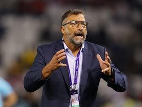 مدرب البحرين متفائل بعد التأهل في صدارة مجموعته بكأس آسيا