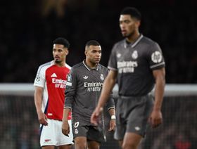 "يويفا" يعاقب ريال مدريد بسبب العنصرية بملعب أرسنال