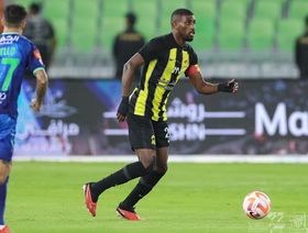 إصابة في الرباط الصليبي لأحمد شراحيلي مدافع الاتحاد