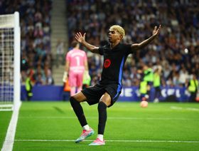 شاهد.. يامال يمنح برشلونة التقدم والاقتراب من التتويج